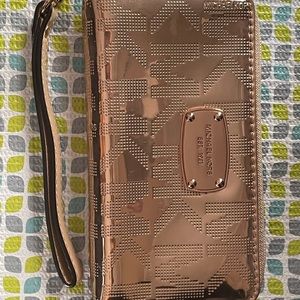 Michael Kors Wallet Wristlet Rose Gold
